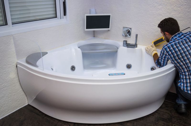 Corner Alcove Tub